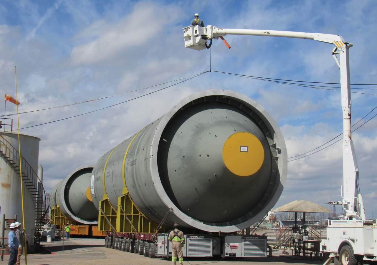 Line Lift During Heavy Vessel Transport