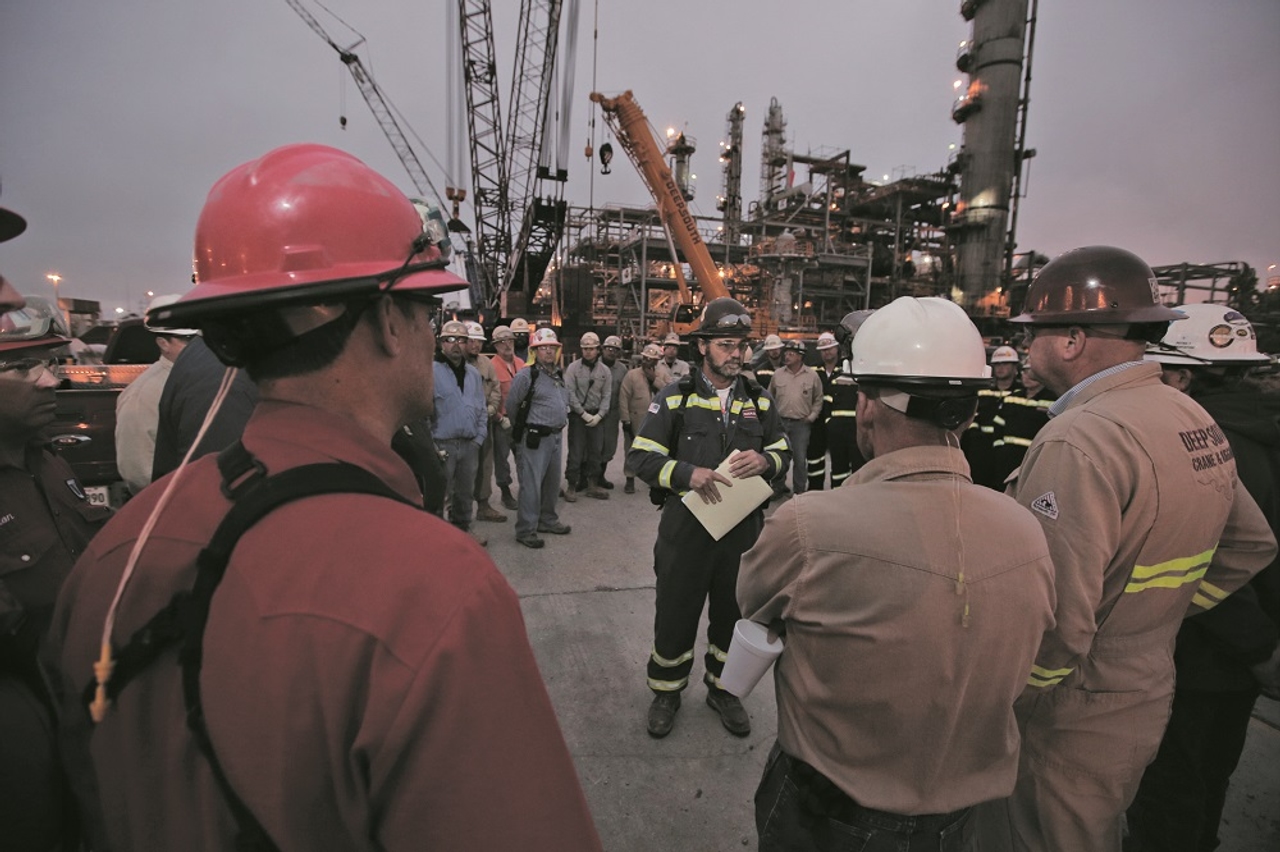 Caustic & PreFrac Tower Lift